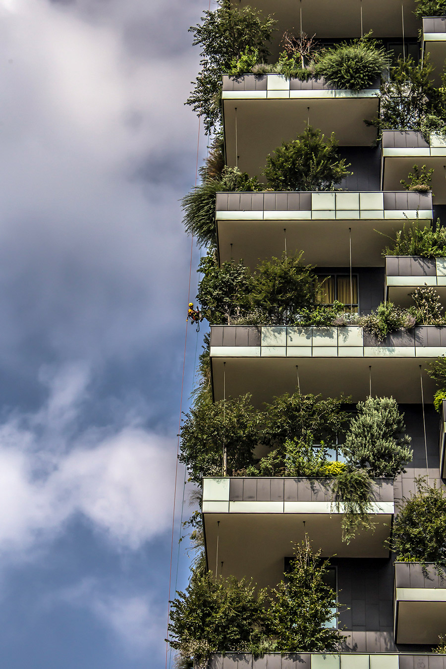 Green Architecture - Stefano Boeri’s vertical forest, a pair of dramatic apartment buildings in his home city of Milan