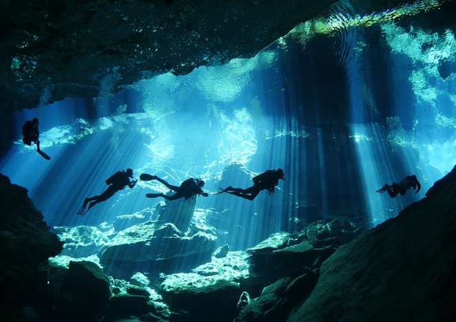 visiting Bahrain – The Manama City skyline